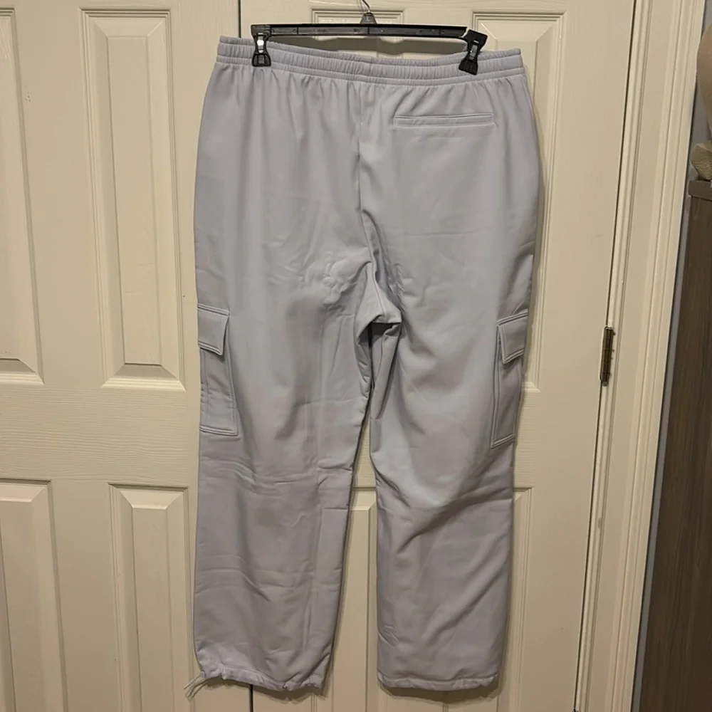 PINK Victoria Secret Brushed Woven Cargo Pant - Picture 6 of 14